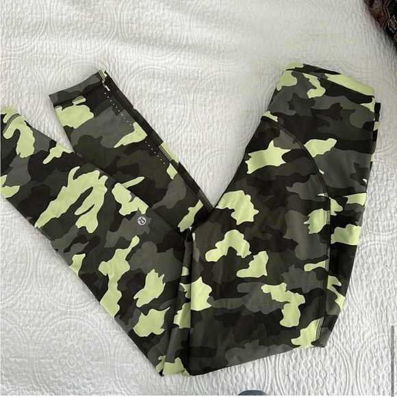 NEW Lululemon Swift Speed High Rise Tight 28 in - Picture 6 of 10